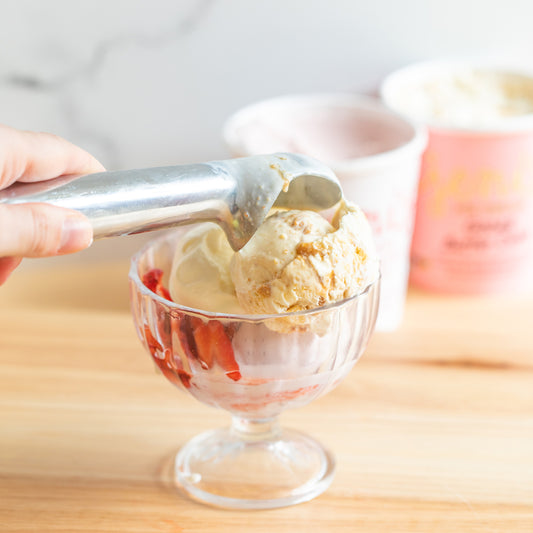 Hover Image for Jeni's Ice Cream Scoop